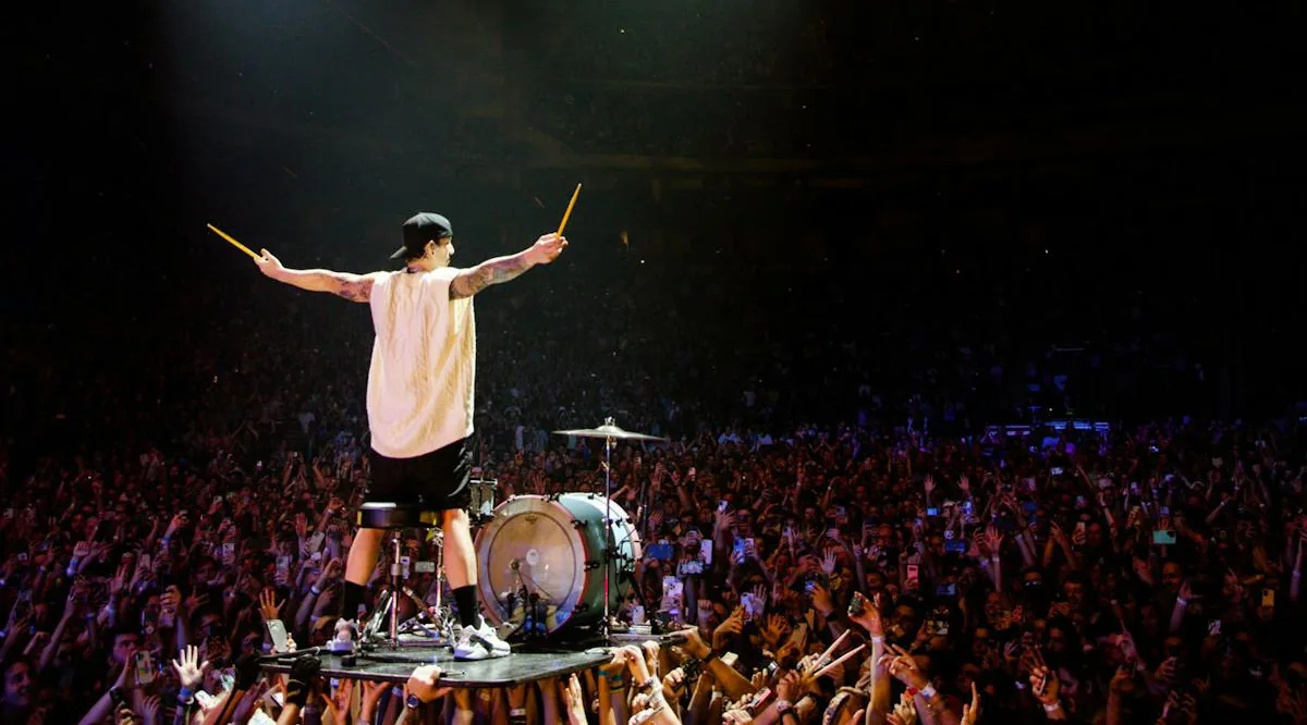 Twenty One Pilots live production